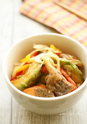 鮭とアボカドの揚げマリネ丼-レシピのメイン写真