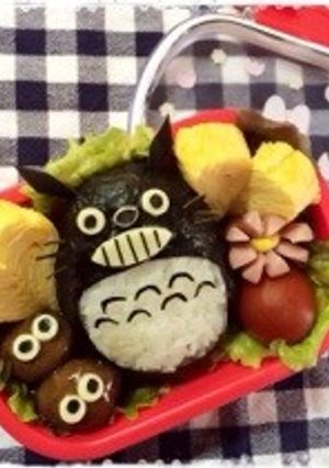 トトロ＆まっくろくろすけキャラ弁♪-レシピのメイン写真
