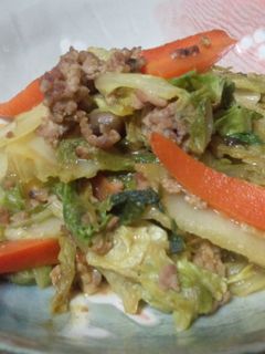 ☆白菜と豚挽き肉としめじのカレー炒め☆-レシピのメイン写真