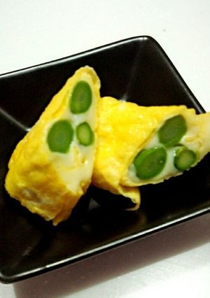 簡単☆卵焼き器で薄焼き卵のアスパラ巻き♪-レシピのメイン写真