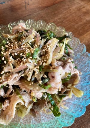 茗荷と大葉大量消費！豚しゃぶの薬味和え-レシピのメイン写真