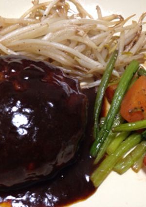 ハンバーグの付け合わせ＊彩り副菜２種-レシピのメイン写真