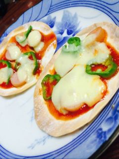 餃子の皮でちょこっとピザ♬-レシピのメイン写真