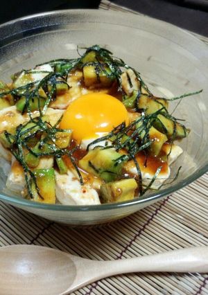 びんちょうマグロとアボカドの簡単ピリ辛丼-レシピのメイン写真