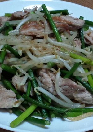 ニンニクの芽と豚肉の中華炒め-レシピのメイン写真