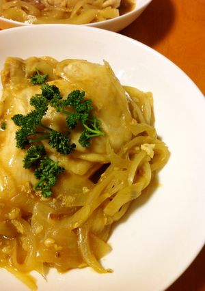 鶏胸肉と玉葱のカレービネガー煮込み-レシピのメイン写真