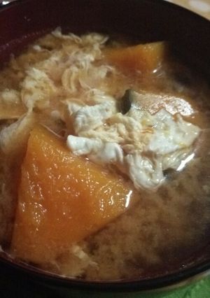 ｶﾎﾞﾁｬと卵の味噌汁-レシピのメイン写真