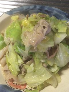 春キャベツと豚肉のネギ塩だれ炒め-レシピのメイン写真