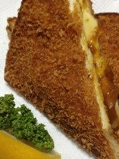 家庭でも簡単!食パンでカレーパン!-レシピのメイン写真