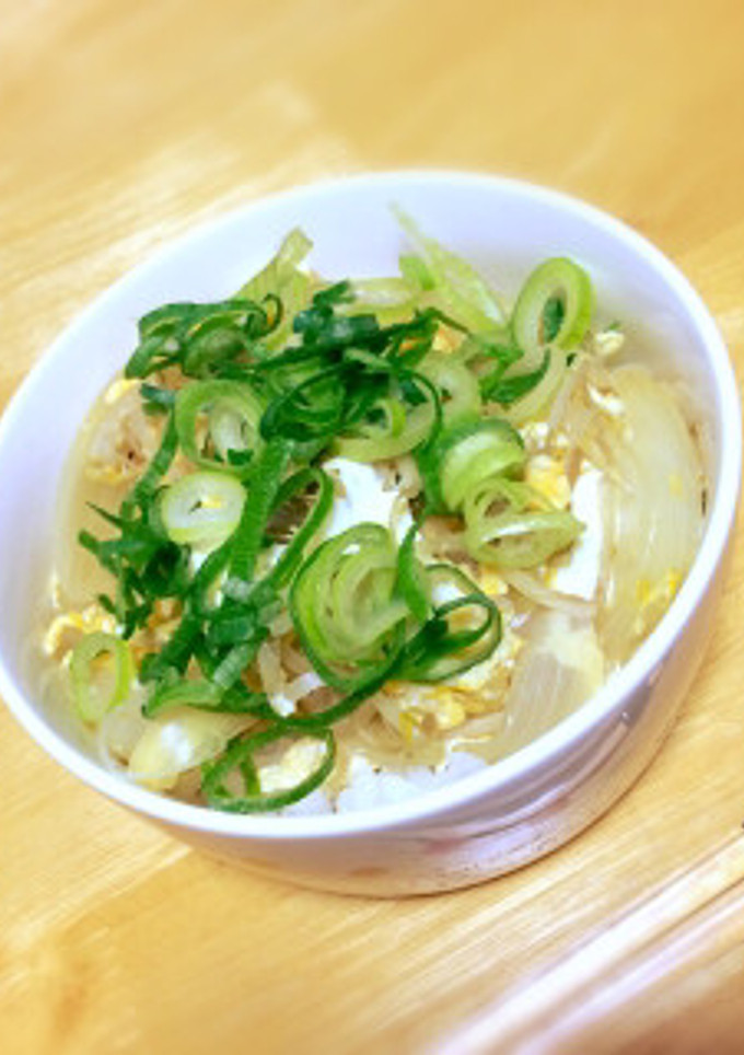 簡単！もやしと玉ねぎの玉子丼-レシピのメイン写真