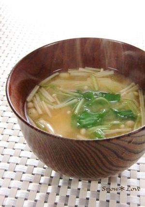 ❁じゃが芋とエノキ茸の味噌汁❁-レシピのメイン写真