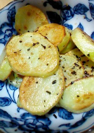 揚げずに5分で簡単♡バジルのポテトフライ-レシピのメイン写真