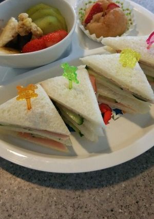 ☆子供の朝食おやつに一口ピックサンド☆-レシピのメイン写真