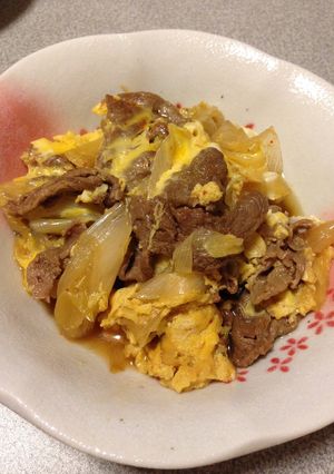 すき焼きのタレで簡単！牛肉の卵とじ-レシピのメイン写真