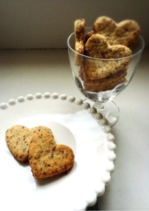 粒マスタードおつまみ型抜きクッキー-レシピのメイン写真
