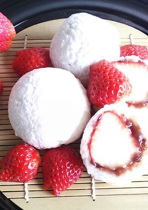 ご飯＋甘麹で簡単♪いちご大福風おはぎ-レシピのメイン写真