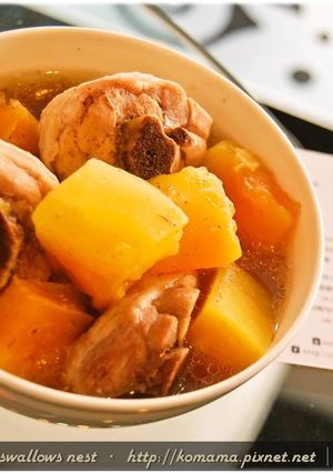 黑木耳青木瓜燉雞湯．柯媽媽の植物燕窩-レシピのメイン写真