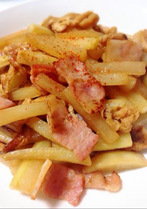 大根の甘辛炒めバター風味的な。-レシピのメイン写真