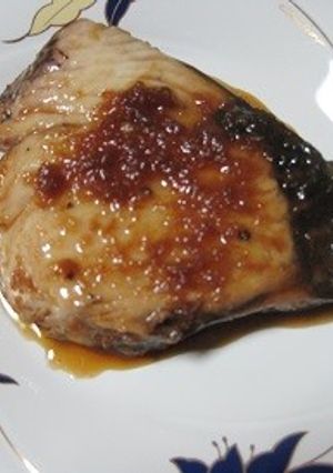 ブリのニンニク生姜焼き-レシピのメイン写真