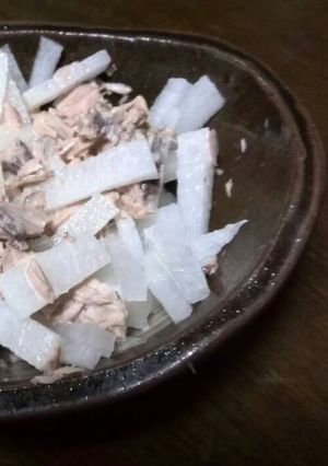 マグロ血合いとだいこんさらだ-レシピのメイン写真