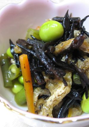 色鮮やか!ひじきの煮物-レシピのメイン写真