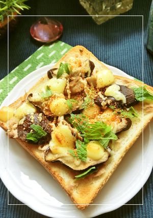 ツナと椎茸の胡麻塩昆布和トースト-レシピのメイン写真