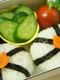 飾り海苔おにぎりのつくり方-レシピのメイン写真