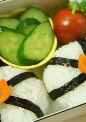 飾り海苔おにぎりのつくり方-レシピのメイン写真