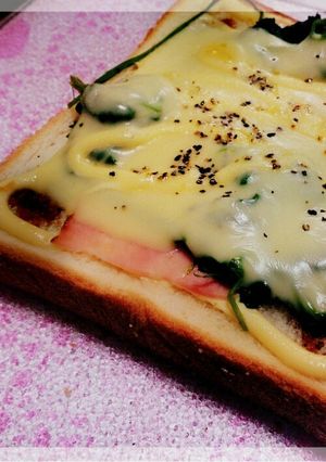 ベーコンとほうれん草のチーズトースト♡-レシピのメイン写真