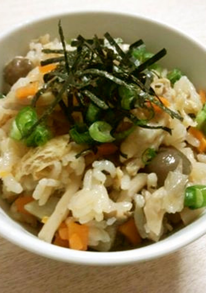 ほっこり～♡しめじたっぷりの炊き込みご飯-レシピのメイン写真