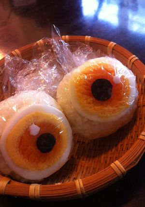 そっくり！目玉の親父おにぎり-レシピのメイン写真