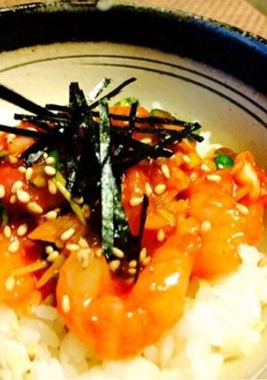 【10分】韓国風♪プリプリな塩麹甘エビ丼-レシピのメイン写真