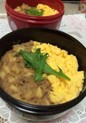 ひき肉とたけのこの美味しい二色そぼろ丼♪-レシピのメイン写真