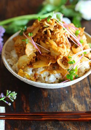 簡単◎パワーアップ絶品カレー丼ぶり-レシピのメイン写真