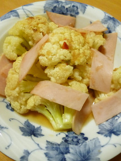カリフラワーとハムのドレッシング和え-レシピのメイン写真