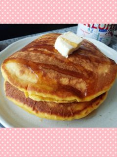 かぼちゃが濃い~ふわふわホットケーキ♪-レシピのメイン写真