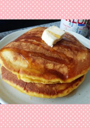 かぼちゃが濃い～ふわふわホットケーキ♪-レシピのメイン写真