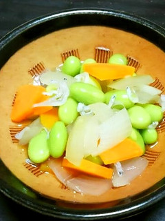 枝豆と玉ねぎ・人参のじゃこ煮♪-レシピのメイン写真