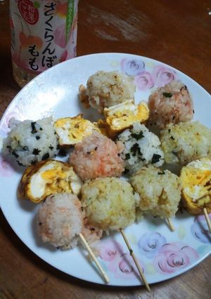 お花見おにぎり♪-レシピのメイン写真