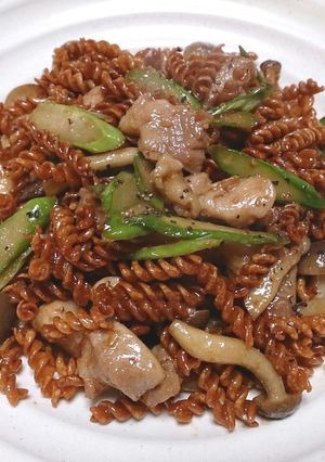 ガリバタチキンのおつまみパスタ-レシピのメイン写真