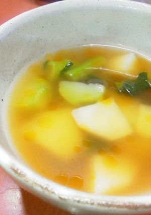ブロッコリー茎とじゃが芋の中華スープ-レシピのメイン写真