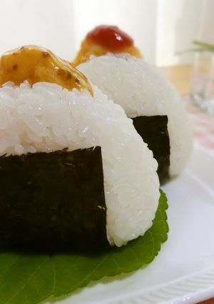 ☆可愛いでしょ♡チキンナゲットおにぎり☆-レシピのメイン写真