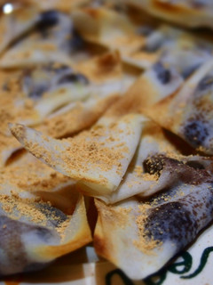 余った黒豆で 春巻きの皮包み焼き-レシピのメイン写真
