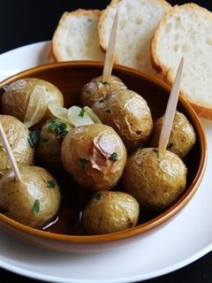 超簡単!今が旬!「新じゃがのアヒージョ」-レシピのメイン写真