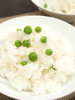 グリーンピース嫌いが作る♪豆ごはん-レシピのメイン写真