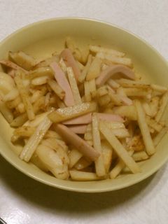 じゃがいも魚肉ソーセージのカレー炒め-レシピのメイン写真