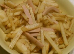 じゃがいも魚肉ソーセージのカレー炒め-レシピのメイン写真