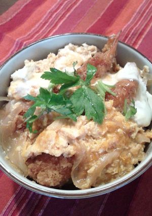 ランチに！がっつりエビ玉丼-レシピのメイン写真