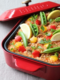 ホットプレートで!パエリア風チキンライス-レシピのメイン写真