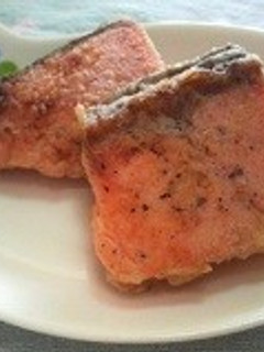 お弁当に『鮭のムニエル』-レシピのメイン写真